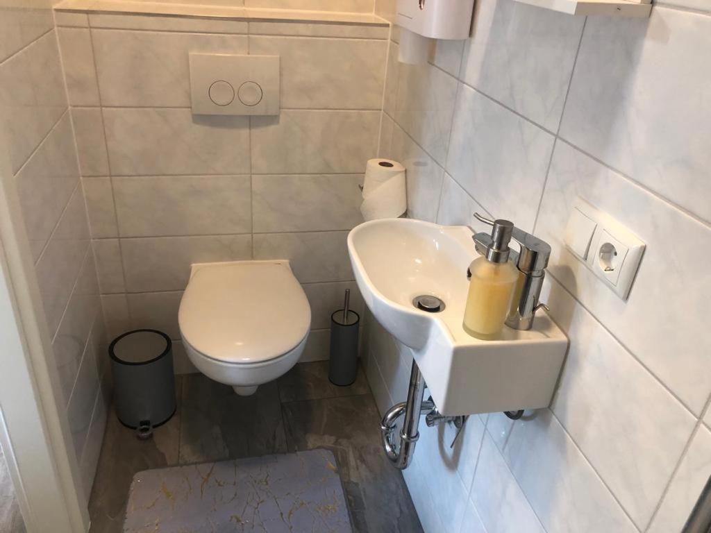 Gaestehaus Pellinger Hof Pellingen Номер фото